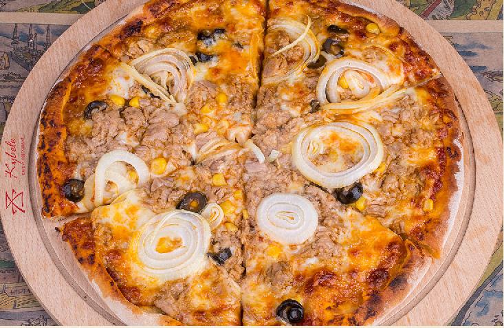 TUNA PIZZA